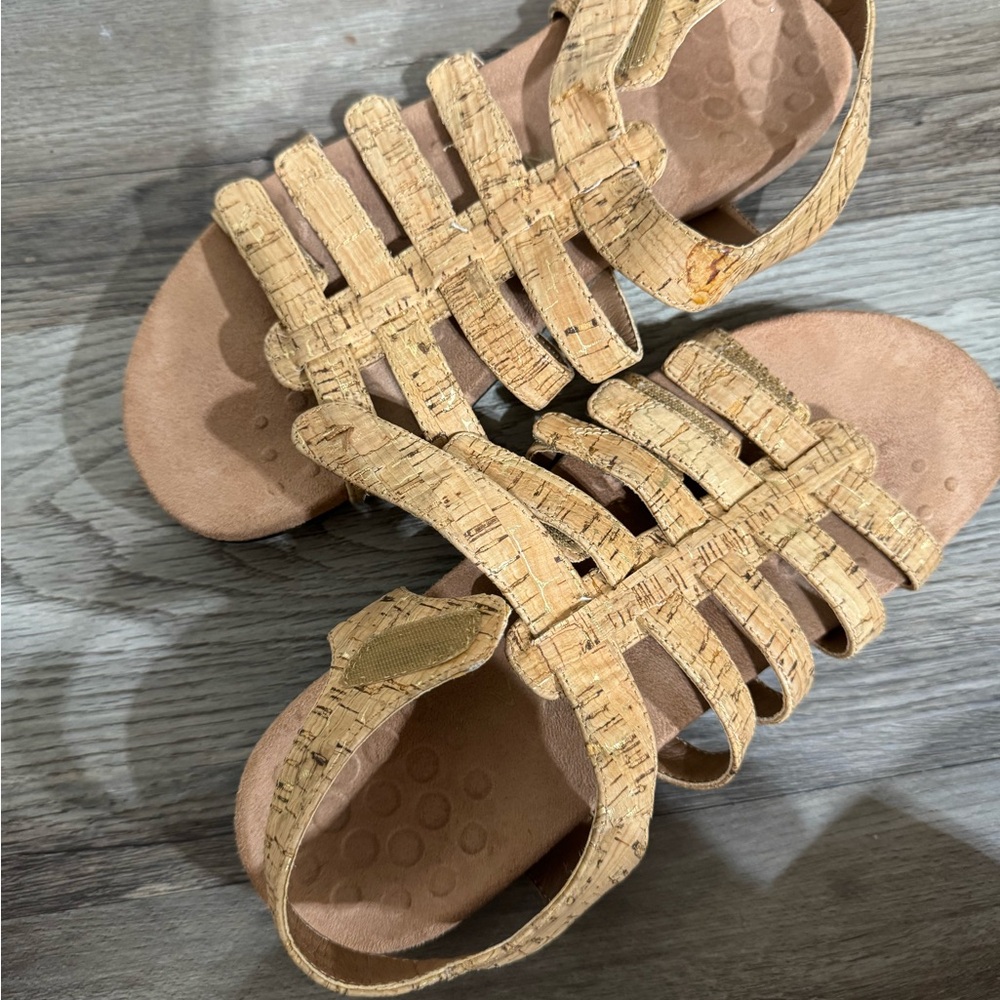 Vionic Beige Cork Strap Sandals Vionic Harissa Co… - image 5
